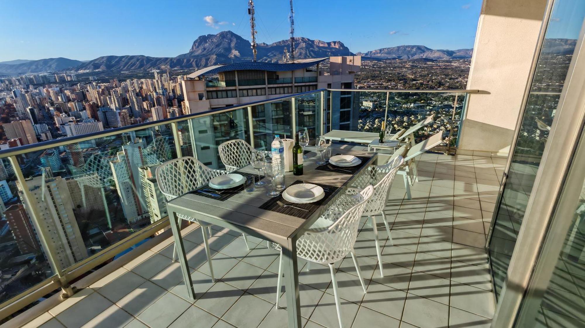 Appartamento Torre Lugano Sea Views  Benidorm Esterno foto