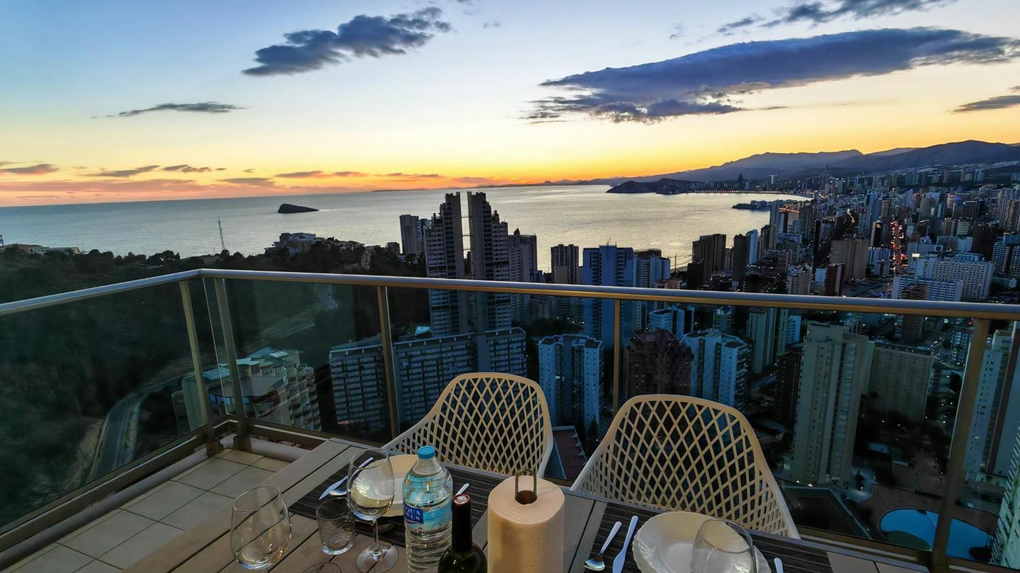 Appartamento Torre Lugano Sea Views  Benidorm Esterno foto